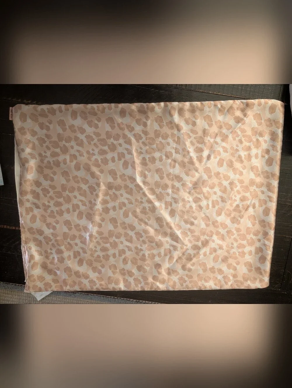 kitsch Satin Pillowcase in Leopard, 4 queen size pillowcases